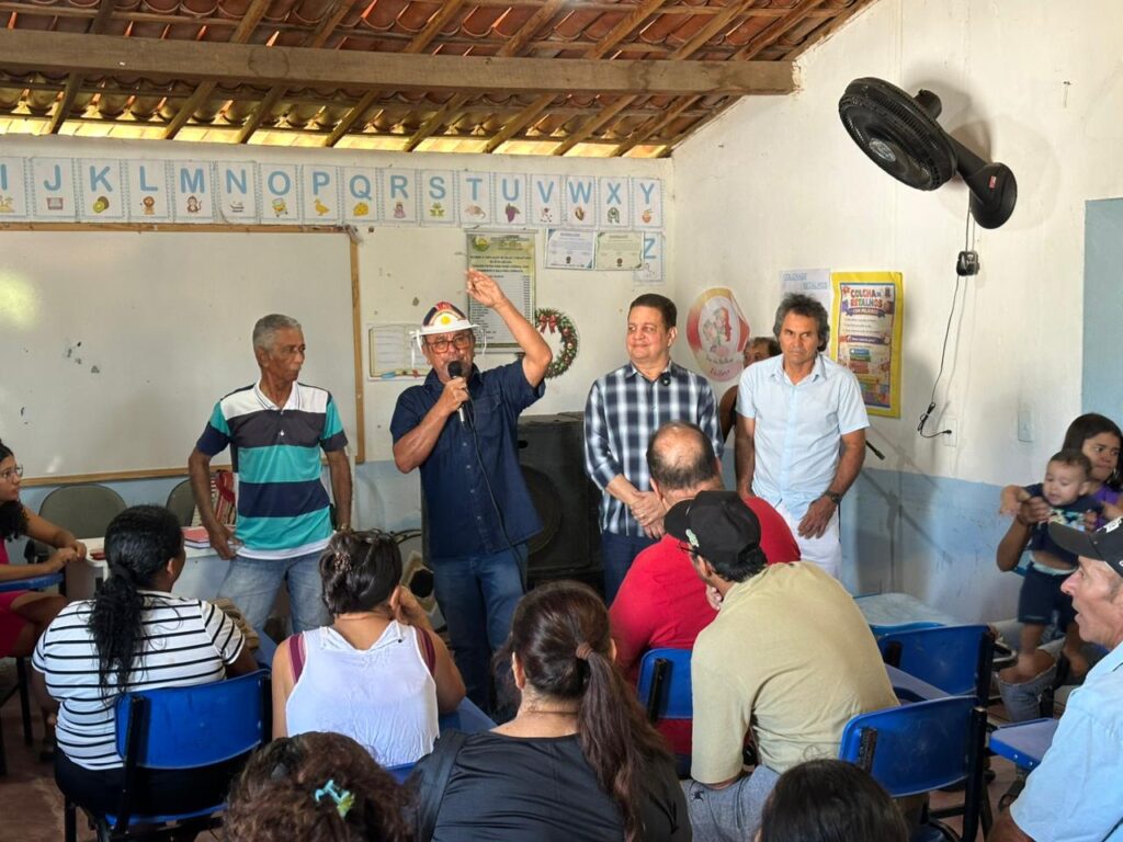 Afogados da Ingazeira recebe equipamentos