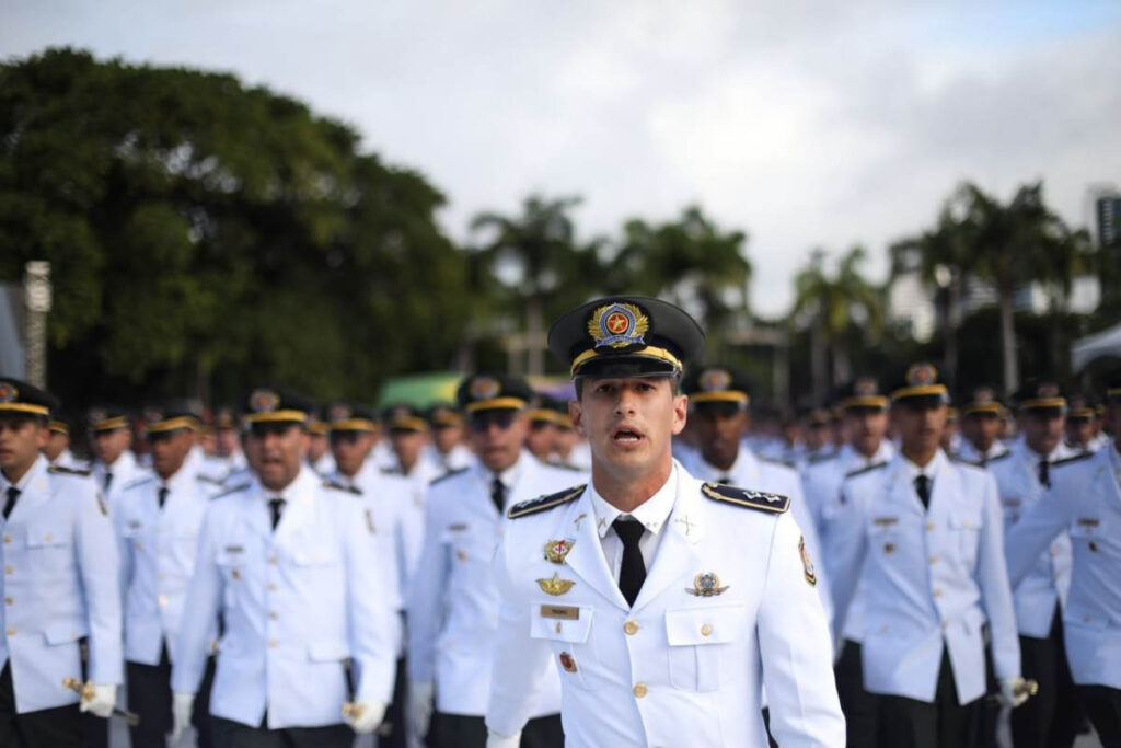 Formatura de novos oficiais da PMPE
