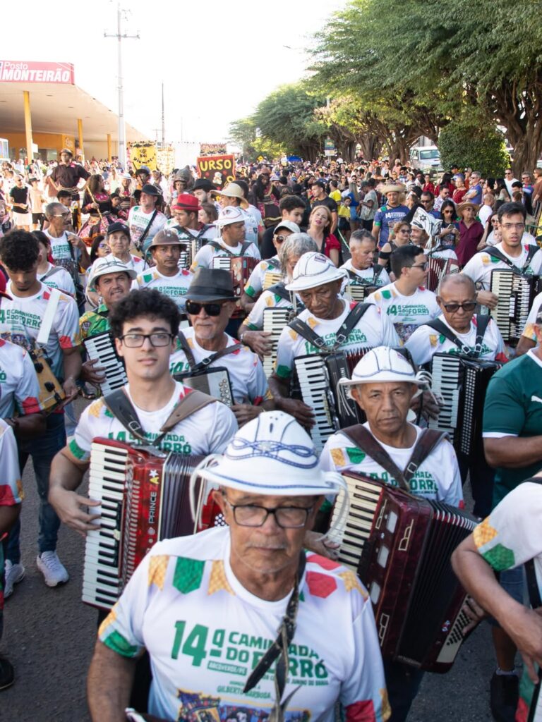 Tradicional caminhada do forró de Arcoverde