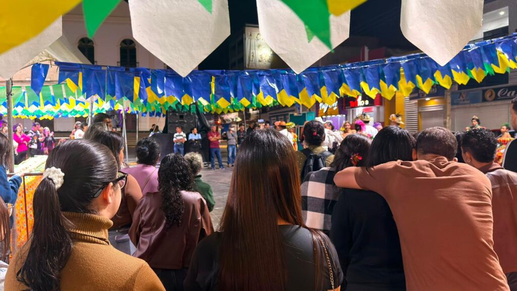 Pesqueira celebra tradição e reúne público na festa do Maior Beiju de Rolo do Mundo