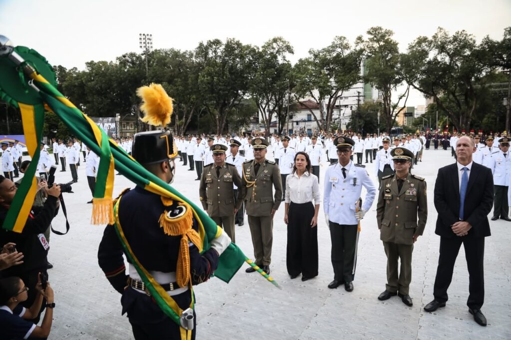 Formatura de novos oficiais da PMPE