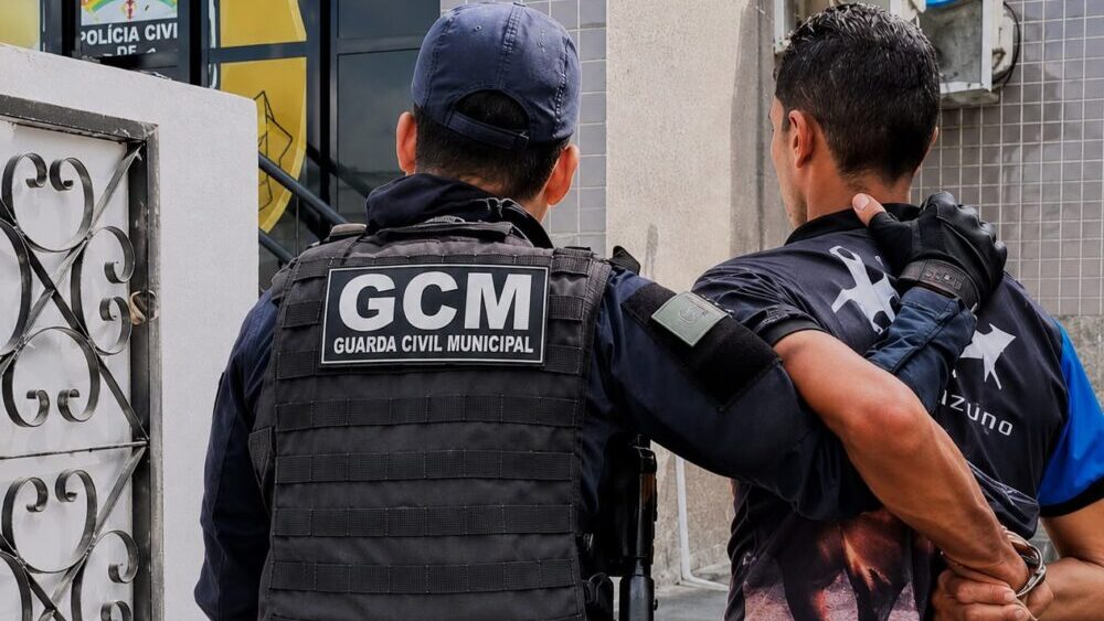 Guarda Municipal detém suspeito de furto no Cecora, em Arcoverde