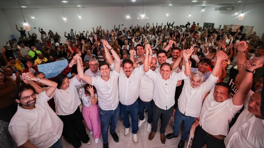 João Campos reúne lideranças e lança Frente das Oposições em Arcoverde