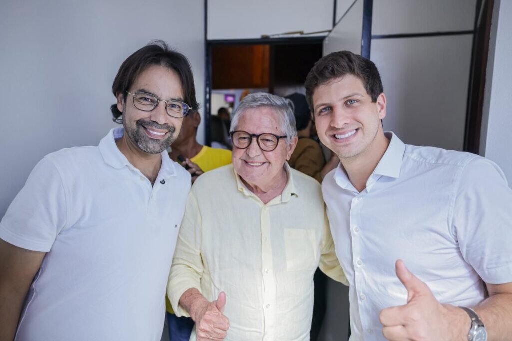 João Campos multidão em Sertânia