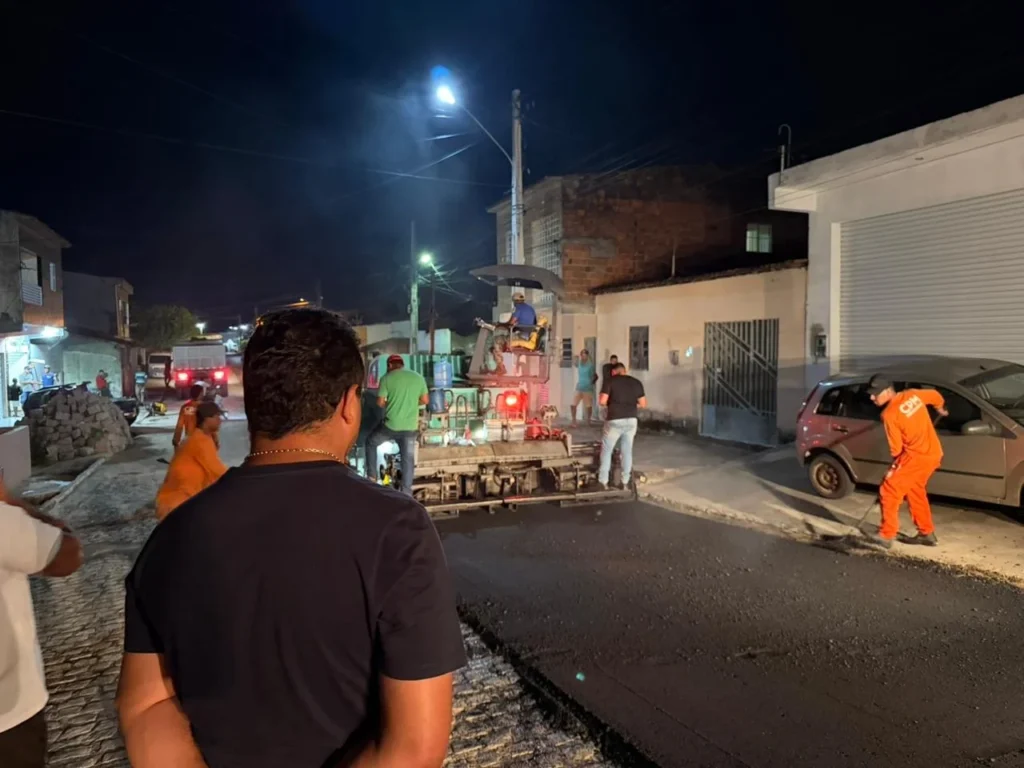 Obras de pavimentação asfáltica em Itaíba