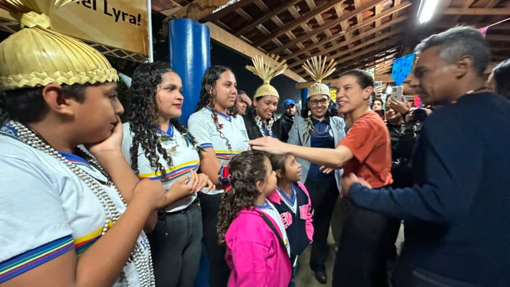 Raquel Lyra chega em evento em Pesqueira 