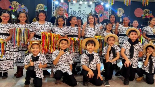 VÍDEO: Tradição e alegria marcam mais uma edição do Arraiá da Escola Harmonia, em Arcoverde