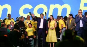 PL oficializa Flávio Bolsonaro como candidato à Presidência da República em convenção nacional