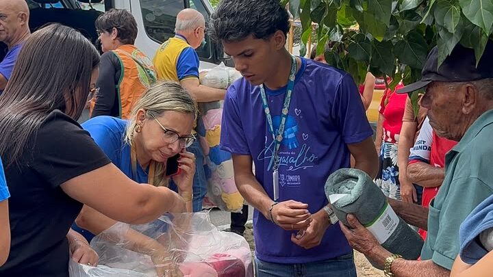 Ação solidária beneficia famílias com entrega de cobertores em Arcoverde