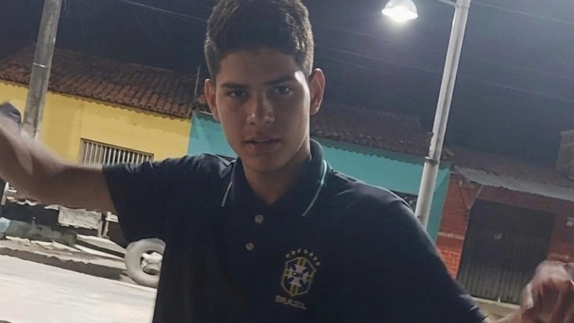 Jovem é morto a facadas em Saloá e polícias prendem suspeito horas após o crime