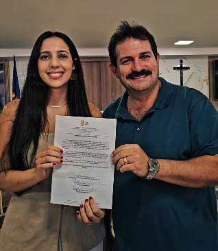 Câmara de Arcoverde posse de servidora