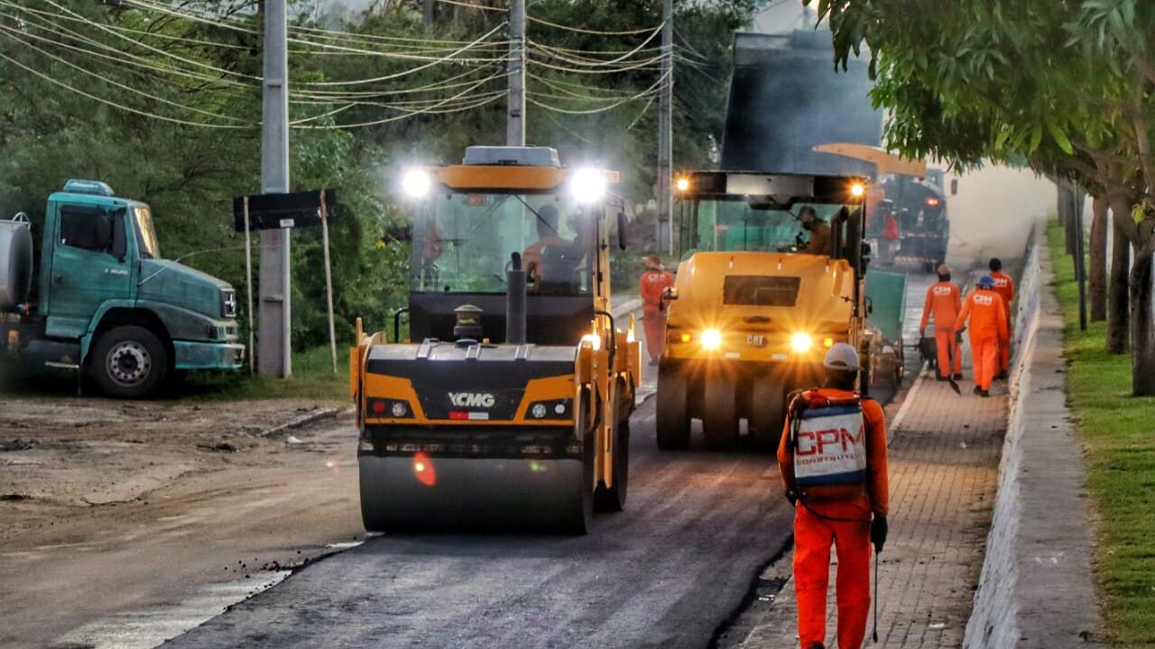Pavimenta Arcoverde inicia recuperação da Avenida Conselheiro João Alfredo na Cohab I