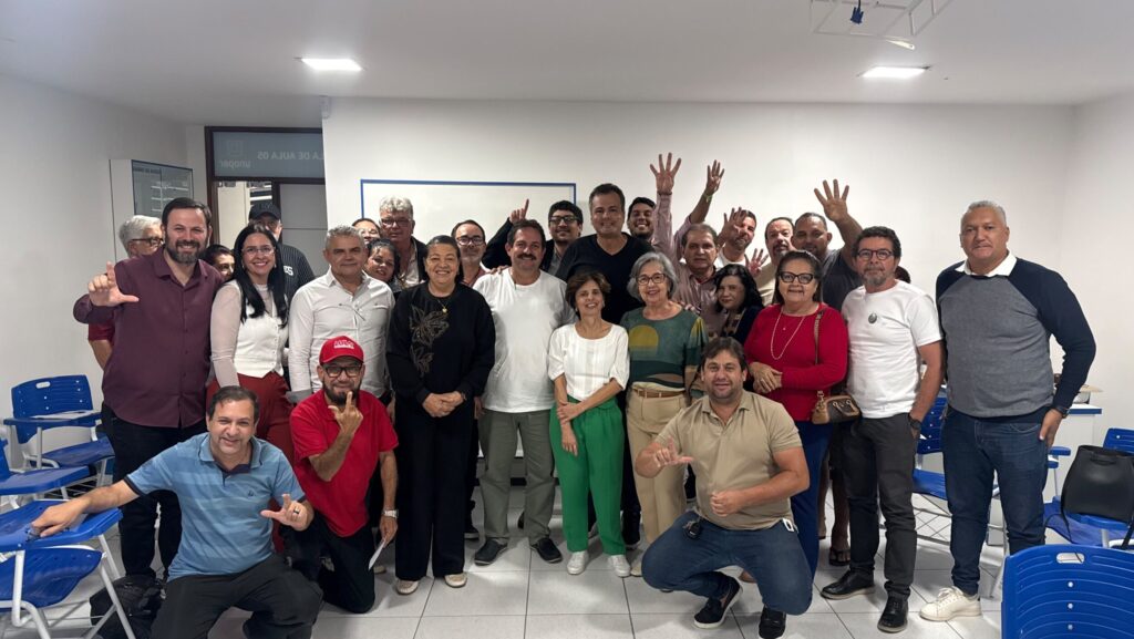 Oposição inicia articulação política e realiza primeiro encontro da majoritária de João Campos em Arcoverde