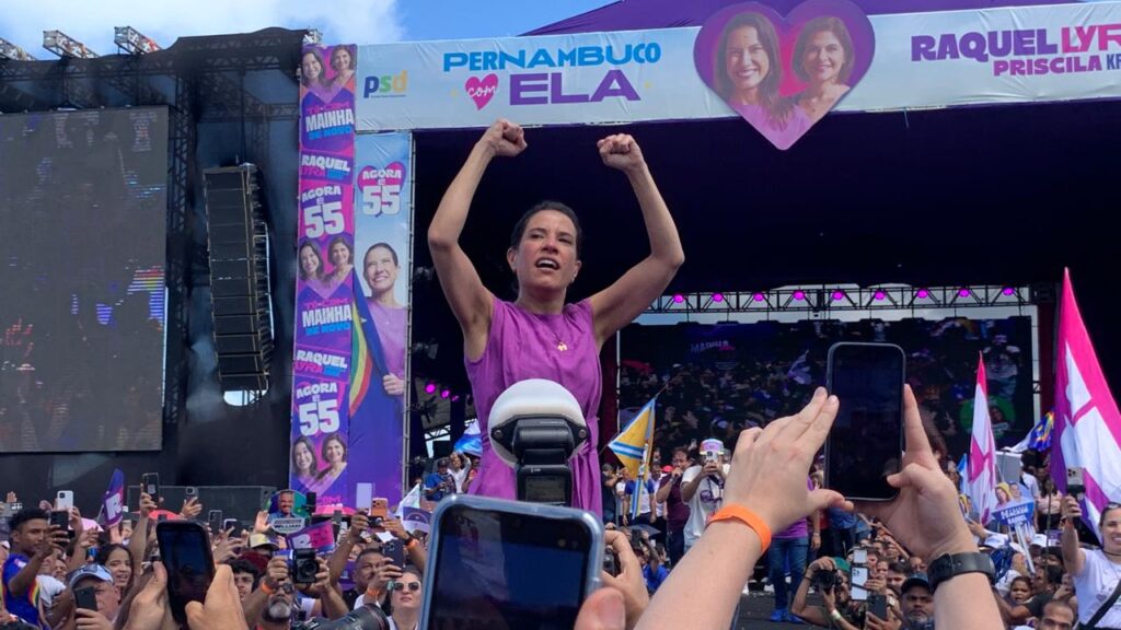 Raquel Lyra oficializa candidatura à reeleição em convenção no centro do Recife