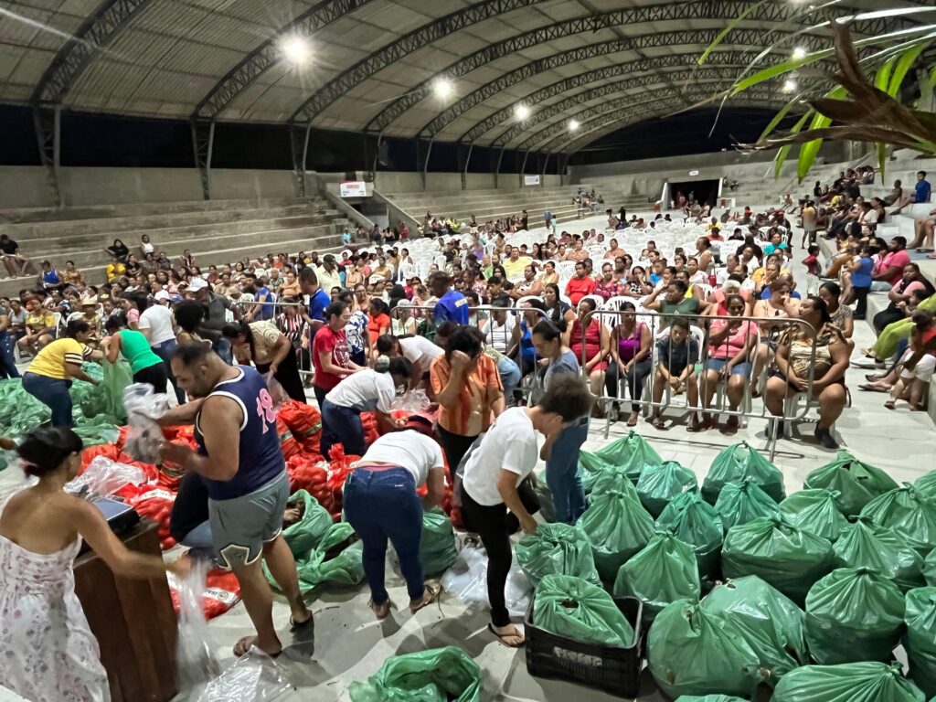 Cedec e Conab kits de alimentos