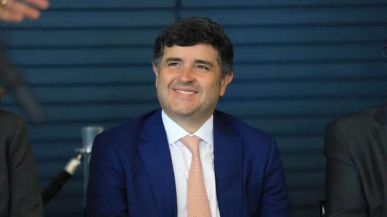 Raquel Lyra define Eduardo da Fonte como candidato ao Senado em sua chapa