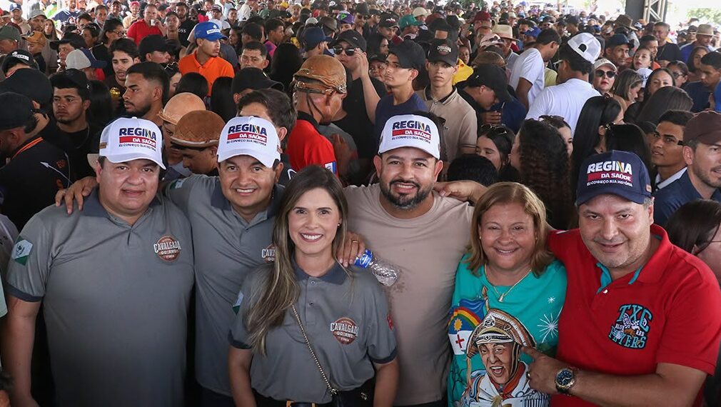 Regina da Saúde participa de cavalgada ao lado do prefeito Pedro Pilota em Itaíba