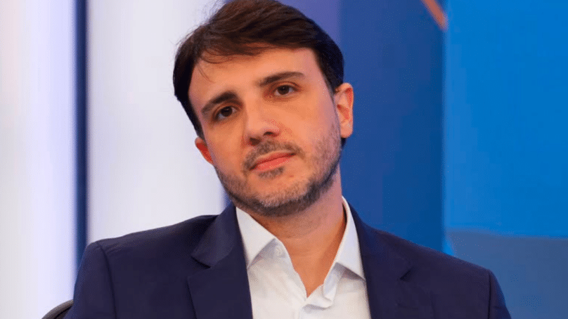 TSE suspende parte da campanha de Renan Santos à Presidência da República