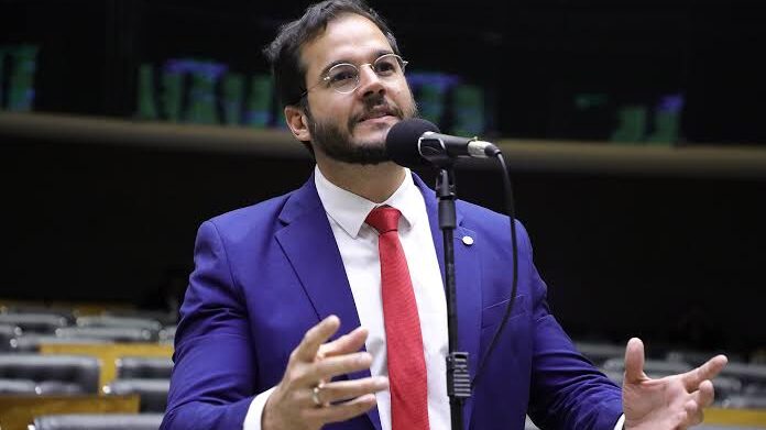 Túlio Gadêlha reafirma candidatura ao Senado por Pernambuco em 2026
