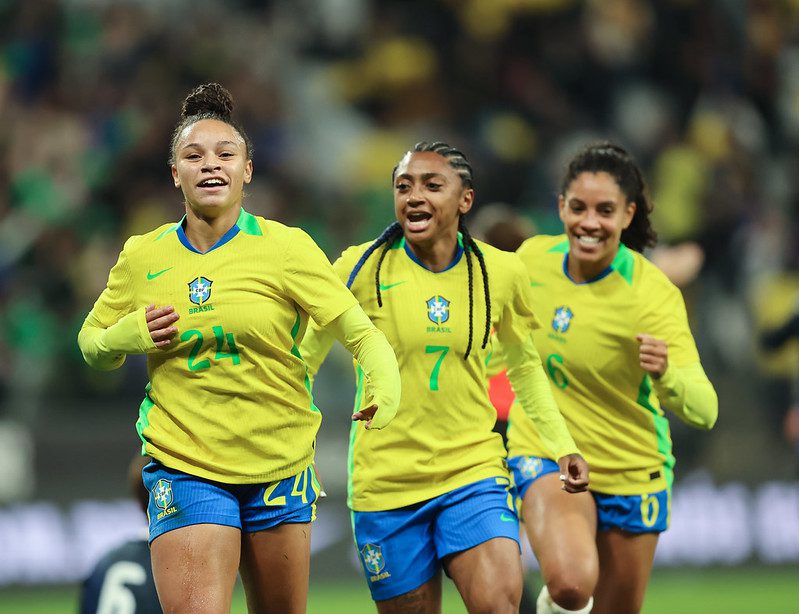 Brasil x Argentina na Arena de Pernambuco tem ingressos à venda