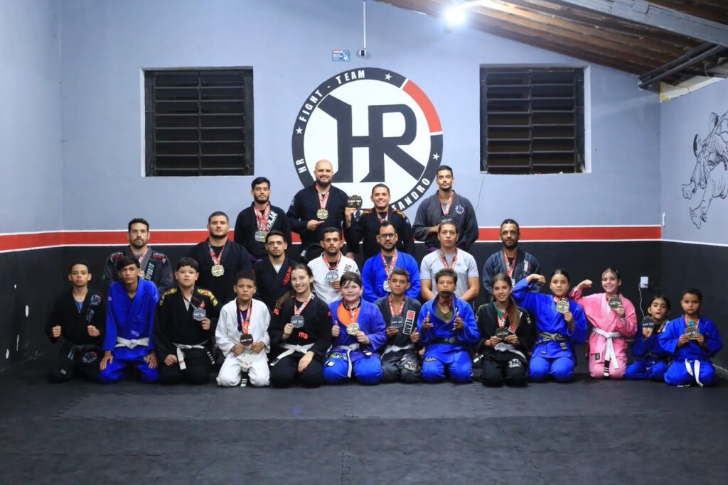 Alunos da rede municipal de Pesqueira conquistam medalhas em campeonato