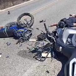 Acidente entre duas motos deixa duas pessoas mortas em Custódia