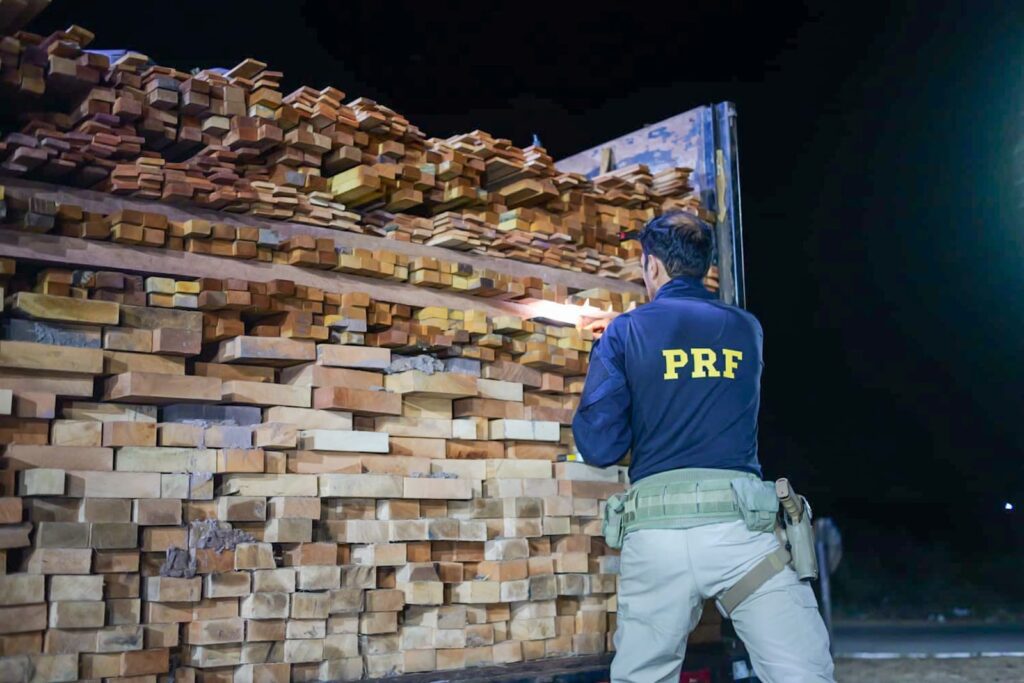 PRF realiza apreensões em Pernambuco