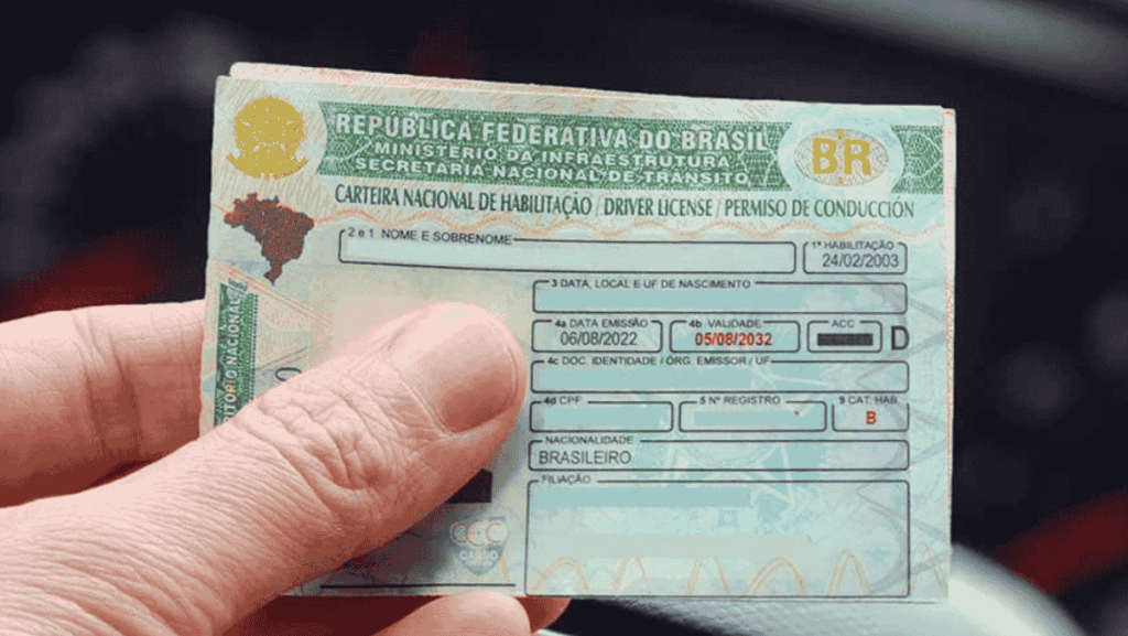 Procura pela primeira CNH dispara 468% em PE após mudança nas regras
