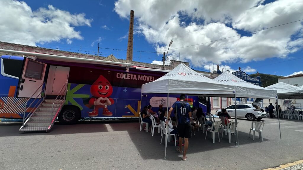 Pesqueira recebe Hemope Móvel