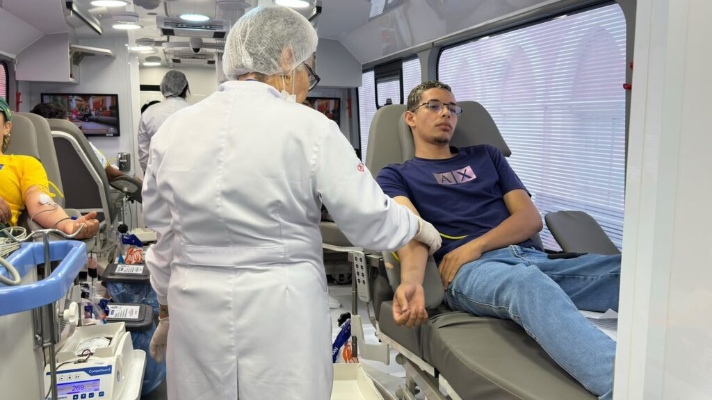 Pesqueira recebe Hemope Móvel