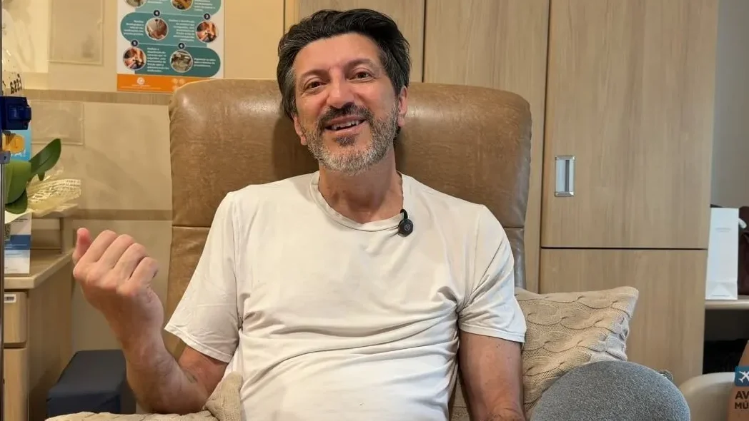 Medicamento experimental para Lito Sousa chega ao Brasil após operação