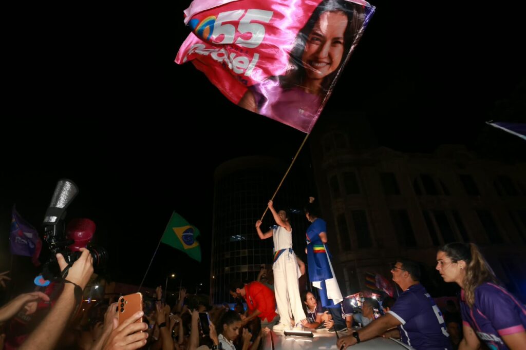 Raquel Lyra é reeleita em Pernambuco