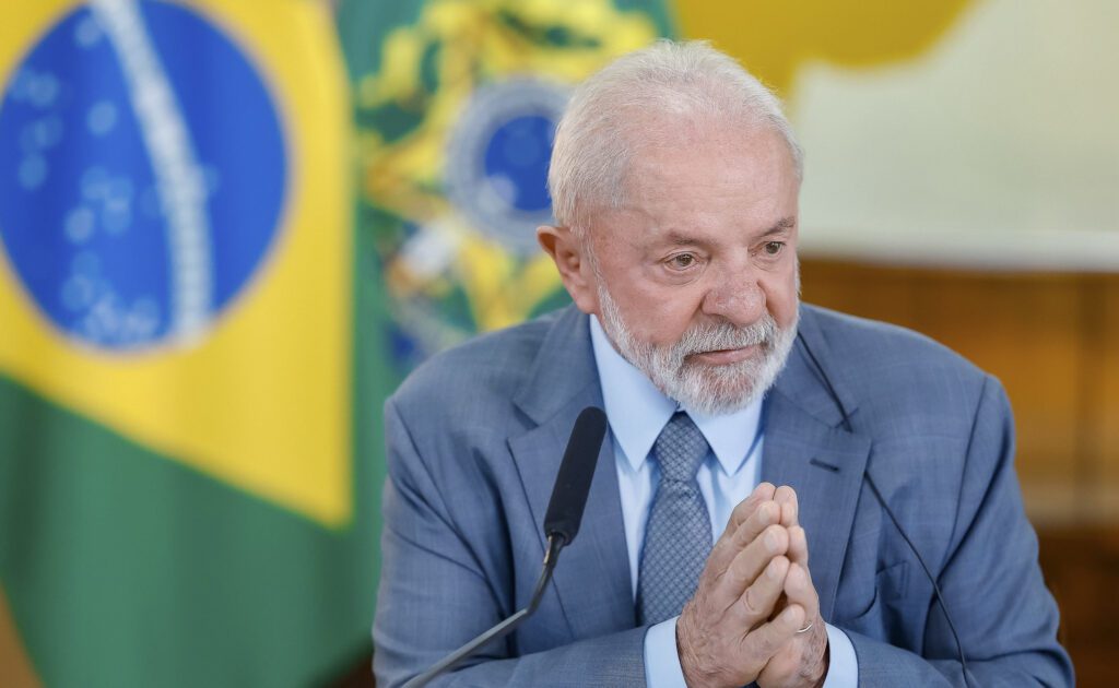 Fim da escala 6x1 pode ser votada no Senado na quarta (14)