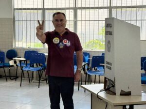 Zeca Cavalcanti vota em Arcoverde afirmando que alinhados com Raquel Lyra podem fortalecer a busca por investimentos para a cidade