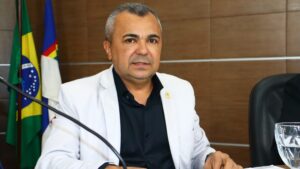 Presidente da Câmara de Petrolândia é denunciado por vereador