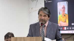 Paulinho propõe combate à violência doméstica